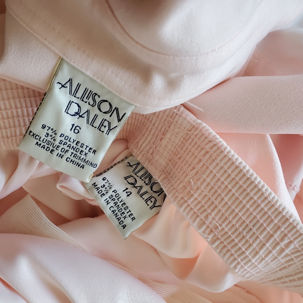 Pink Pants Set - Picture 10 of 10